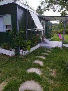 Maisons d'hotes STUDIO INDEPENDANT ET TINY HOUSE DANS FERME 18eme : photos des chambres