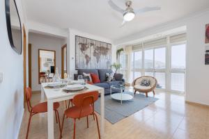 C27 Great 3 Bedroom Apt Close to Center