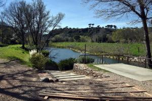 Maisons de vacances F5 Escapade, maison, lac, riviere, Rabinon ,VAR. : photos des chambres