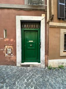 Glory house Navona Square