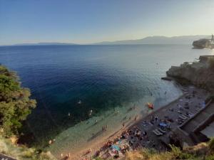 Studio Apartman Lena