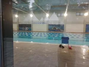 luxury Pool Apartment Jagodina - 兹德罗