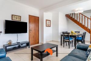 #167 Santa Eulália by Home Holidays