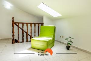 #167 Santa Eulália by Home Holidays