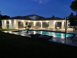 Villas Villa moderne avec piscine a 10 min d'Aix-en-Provence : photos des chambres