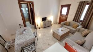 Ekati Apartment