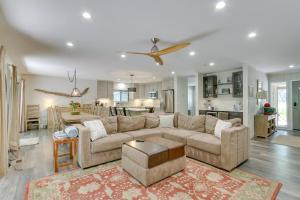 1 Mi to Harbour Town Sea Pines Resort Home