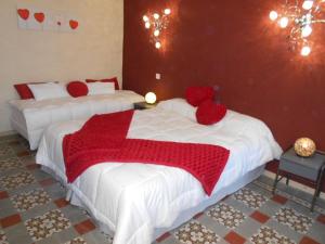 Appartements Gite haut de gamme dans un mas provencal : photos des chambres