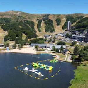 Appartements Appartement terrasse pied des pistes coeur station wifi : photos des chambres