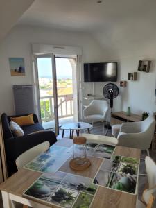 Appt Pontaillac Vue Océan