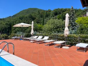 Feli Holiday Home - Panoramic pool lake view in Gardone Riviera