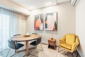 Breakfast Included at Regatta Living II 203