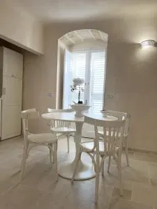 Antoniette-DimorePugliesi - Laterza