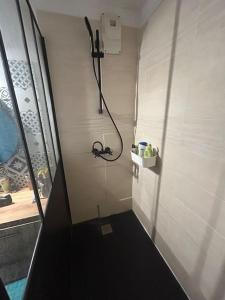 Superbe T2 type loft proche Paris La Défense Arena et 30 min stade de France