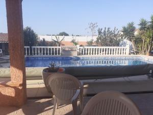 Maisons de vacances villa avec piscine privee : photos des chambres