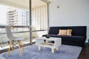 Departamento muy central, a pasos de playa, bares y terminal