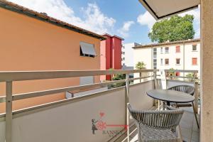 Violet Suite 5 Lugano City for 3 Guest -By EasyLife Swiss