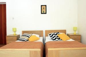 Apartments with parking space Pirovac, Sibenik - 20015