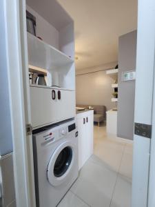 2BR NORTHPOINT CONDO FREE Airport Pick Up for 3 nights stay or more