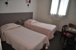 Hotels Auberge des Platanes : photos des chambres