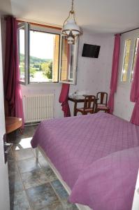 Hotels Auberge des Platanes : photos des chambres