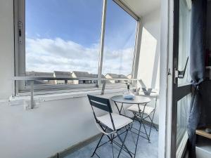 Appartements Appartement Courseulles-sur-Mer, 2 pieces, 4 personnes - FR-1-746-4 : photos des chambres