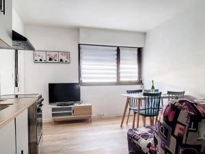 Appartements Charmant T2 renove a 300m de la plage avec parking prive a Courseulles-sur-Mer - FR-1-746-3 : photos des chambres