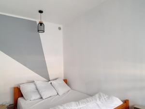 Appartements Charmant T2 renove a 300m de la plage avec parking prive a Courseulles-sur-Mer - FR-1-746-3 : photos des chambres