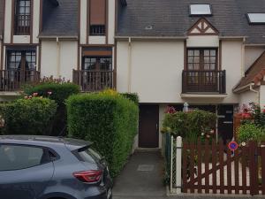 Appartements Duplex T2 Charmant entre Plage et Commerces avec Balcon Expose Sud - FR-1-746-8 : Appartement