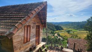 Phòng 4 người Nhìn ra cảnh Núi non (Quadruple Room with Mountain View)