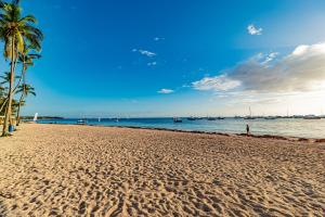 Playa Coral Condo in Paradise F22