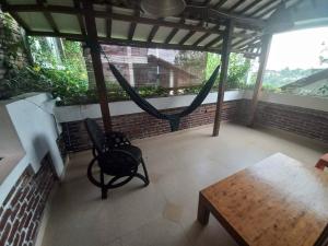 Nhà 3 Phòng Ngủ (Three-Bedroom House)