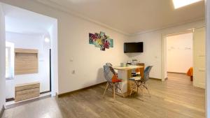 WELL Prettyplaces Apartment 001