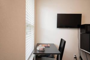 Select Exclusive Room in Fresno Texas