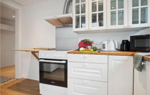 Nice Apartment In Samsø With Wifi