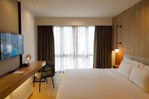 Phòng Đôi Loại Sang (Deluxe Double Room)