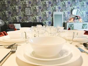 Aurora Home Kivistö 1-bedroom apartment for up to 8 near Helsinki Vantaa Airport and Helsinki city center