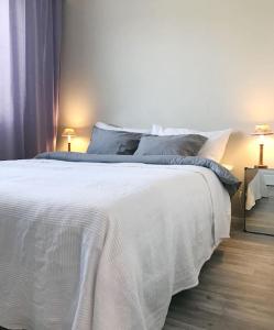 Aurora Home Kivistö 1-bedroom apartment for up to 8 near Helsinki Vantaa Airport and Helsinki city center