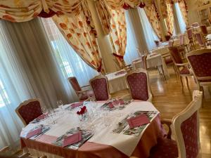 Hotels Hotel de Champagne : photos des chambres