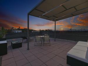 Studio with Terrace room in Iliodorou2-4