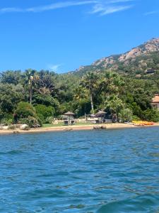 Appart'hotels Maranatha, front de mer avec plage : photos des chambres