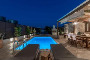 Villa Frontale - Restored Villa with Pool Perfect for 6 Nestled Next to a Traditional Olive Mill and Local Farms Offering Authentic Hospitality and Organic Delights By Villa Mana Gers