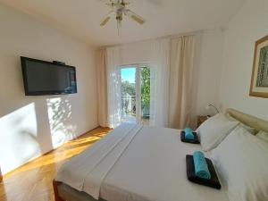 Apartments Ana Žaborić, 50 m od šljunčane plaže