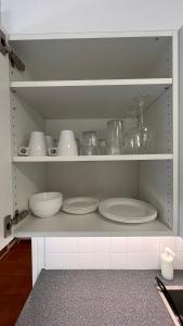 Tunnelmallinen puutalohuoneisto.