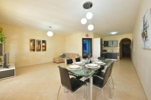 Gozo Spacious Apartment with Large Communal Pool