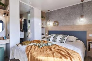 Camping Country Park Crecy La Chapelle - Site Officiel - Next to Disneyland Paris