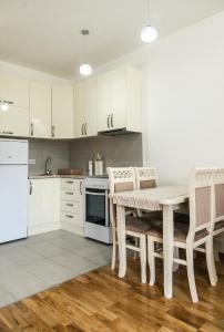 Apartments Mina