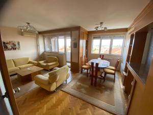 Family Apartment in City Centre