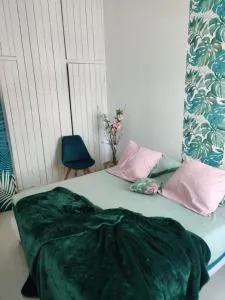 L'Aventurine - 拉罗什基永