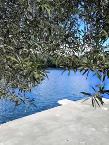 Mystica - charming studio apartment on the beach